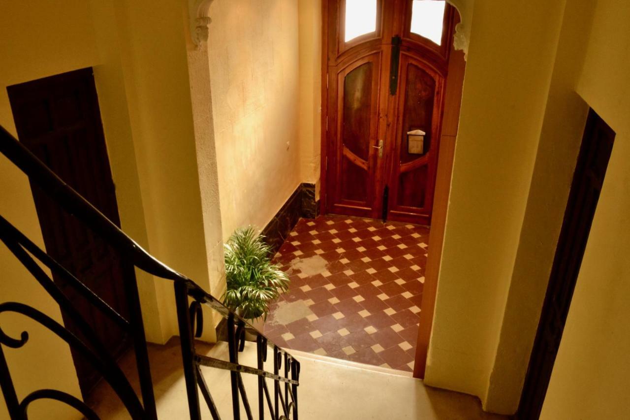 Hola Valencia - Holiday Apartments Luaran gambar